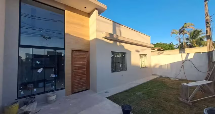 Casa para Venda em Rio das Ostras, Enseada das gaivotas, 3 dormitórios, 1 suíte, 2 banheiros, 2 vagas