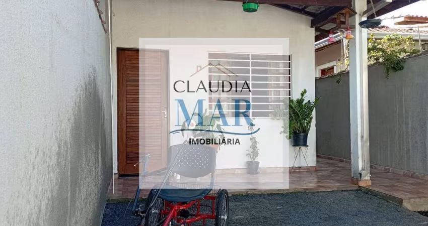 Casa à Venda no Massaguaçu, Caraguatatuba