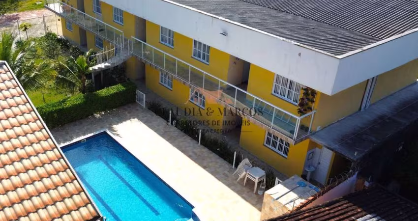 APARTAMENTO EM CONDOMÍNIO FECHADO, ÁREA VERDE E PISCINA