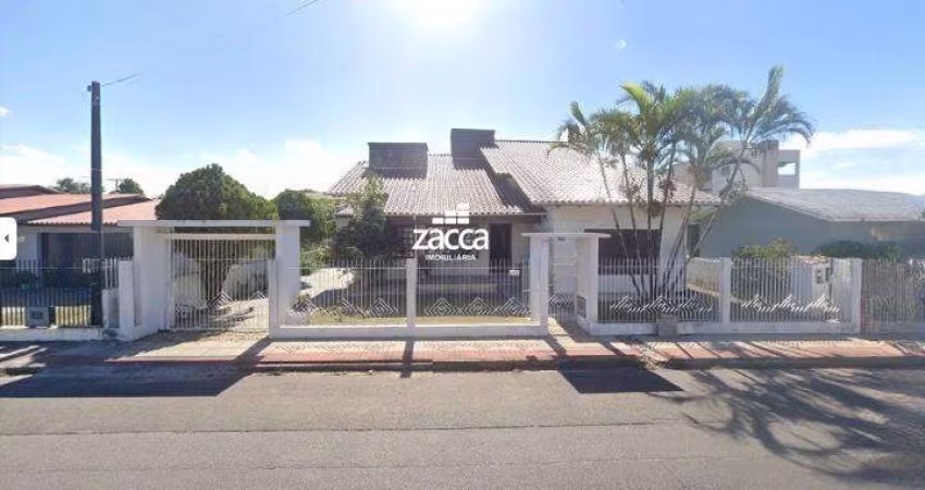 Casa para Venda em Sombrio, Centro, 6 dormitórios, 2 suítes, 3 banheiros, 2 vagas