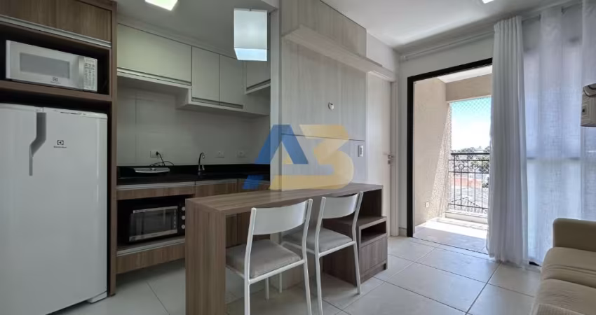 Studio Mobiliado com Varanda à venda no Centro de Curitiba
