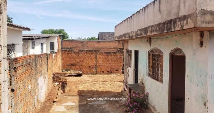 Casa para Venda em Presidente Prudente, Parque Alvorada, 2 dormitórios, 1 banheiro, 2 vagas