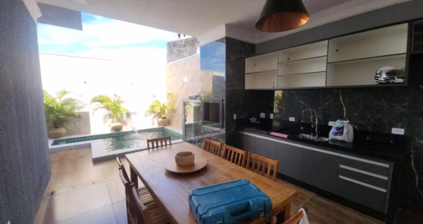 Casa para Venda em Presidente Prudente, Jardim Iguaçu, 3 dormitórios, 1 suíte, 3 banheiros, 2 vagas