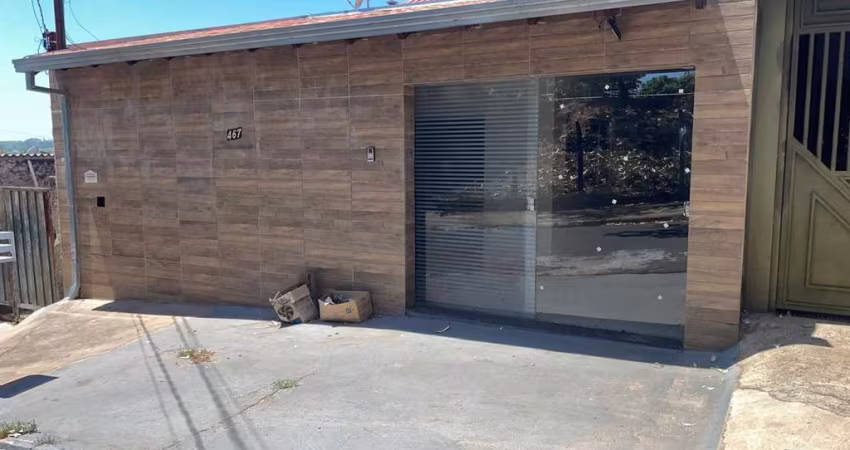 Casa para Locação em Presidente Prudente, Parque Alvorada, 3 dormitórios, 1 banheiro, 1 vaga