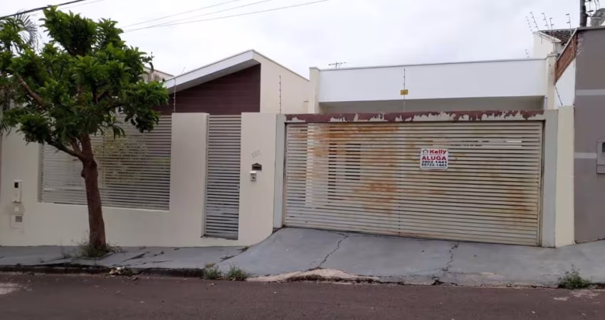 Casa para Locação em Presidente Prudente, Parque Residencial Funada, 3 dormitórios, 1 suíte, 2 banheiros, 2 vagas