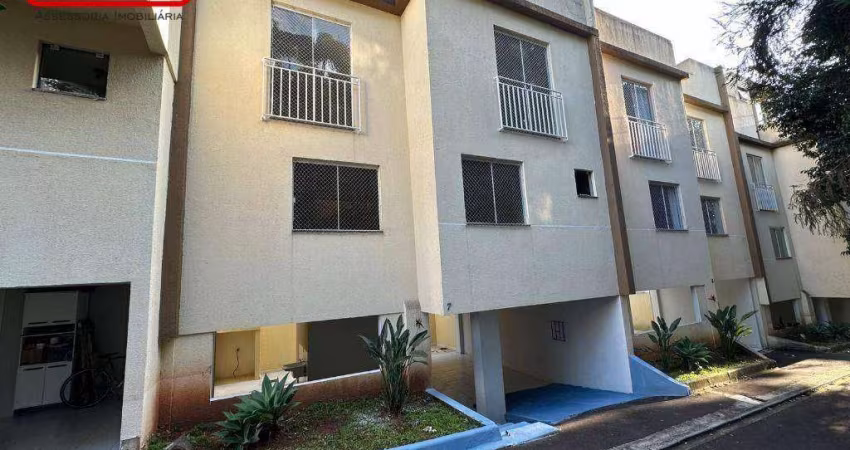 Sobrado com 3 dormitórios para alugar, 132 m² por R$ 3.140,15/mês - Ahú - Curitiba/PR