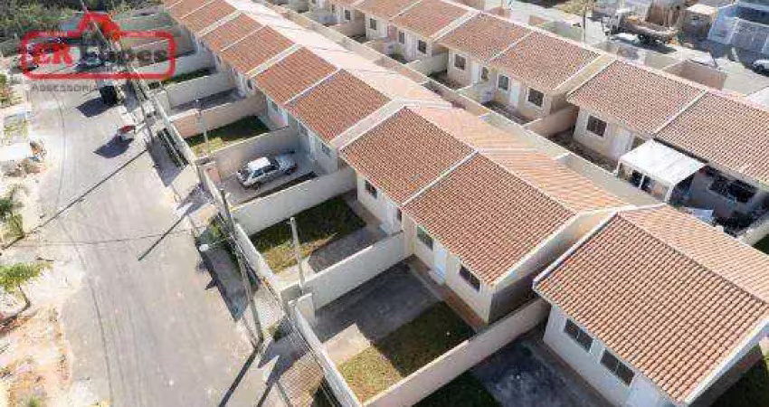 Casa com 2 dormitórios à venda, 48 m² por R$ 260.000,00 - Lamenha Grande - Almirante Tamandaré/PR
