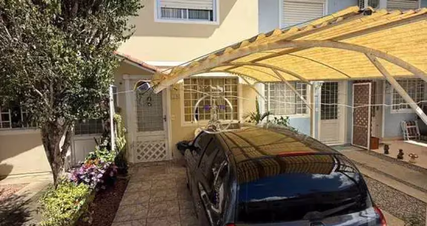 Casa em condomínio fechado com 2 quartos à venda no Parque Oasis, Caxias do Sul 