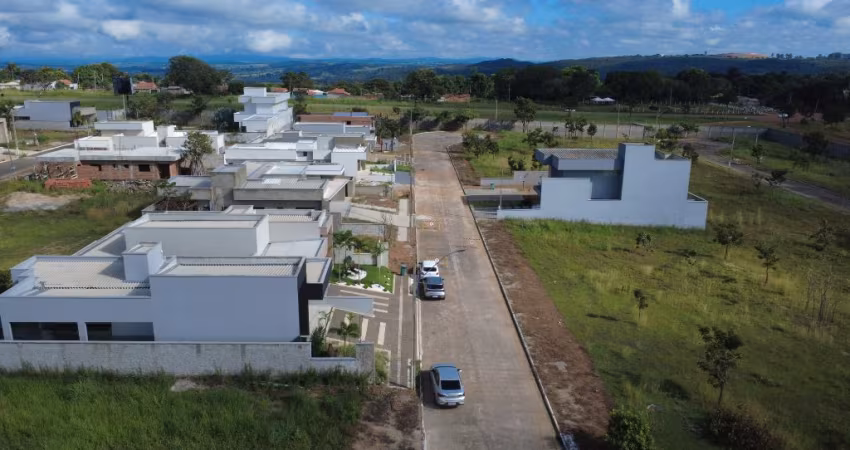 Lote em Condomínio / Aragoiânia