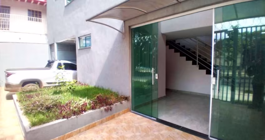 Prédio comercial para locação no Alto dos Pinheiros!