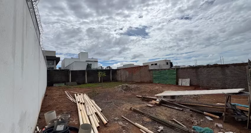 Terreno a venda na zona sul de uberlândia, ao lado do condomínio splendido