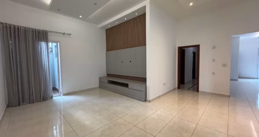 Casa em condomínio fechado com 3 quartos à venda na Rua Antônio Francisco Rosa, 10, Aclimação, Uberlândia