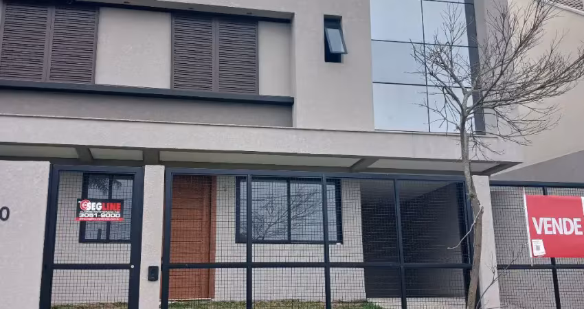 Triplex Frente para Rua 4 quartos, Ático com Terraço e 2 Vagas Novo com Habite-se