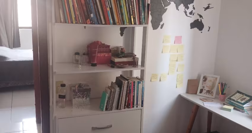 Apartamento Ed. Marbella no Centro 2 quartos 10 Andar Vaga Coberta