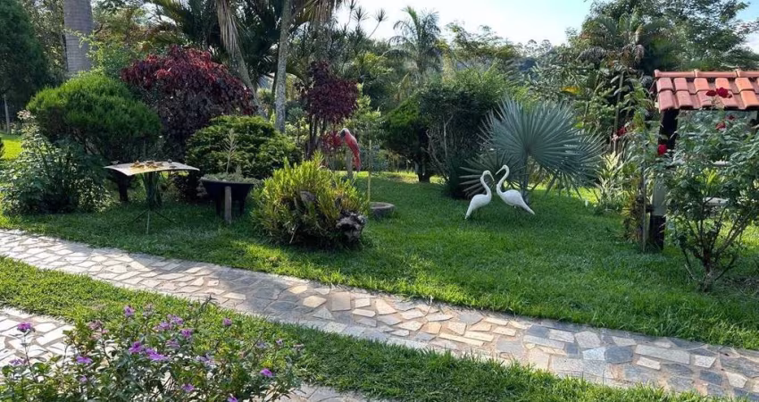 Chácara / sítio com 4 quartos à venda na Estrada Do Sino, --, Zona Rural, Carandaí