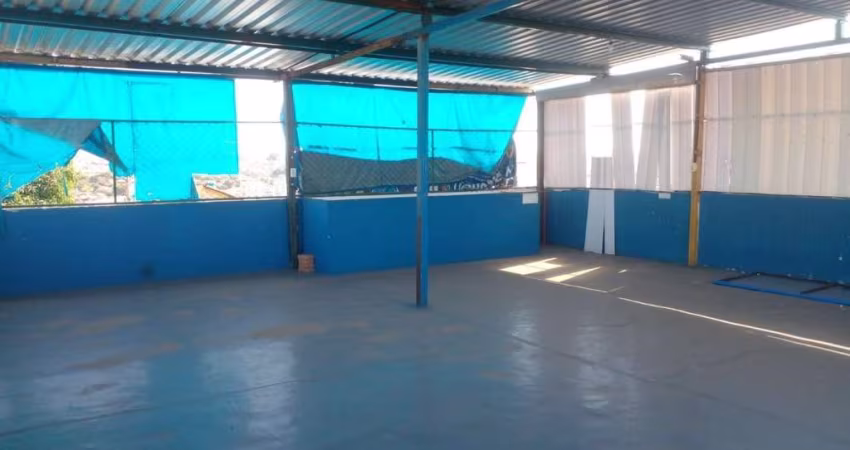Casa com 3 quartos para alugar na Coronel Eugênio Thibau, --, São Gabriel, Belo Horizonte