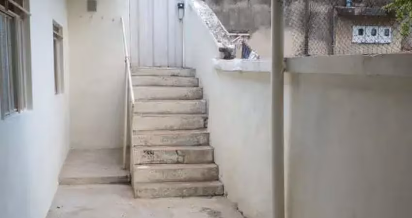 Barracão / Galpão / Depósito com 1 sala para alugar na Soares de Araújo, --, Santa Cruz, Belo Horizonte