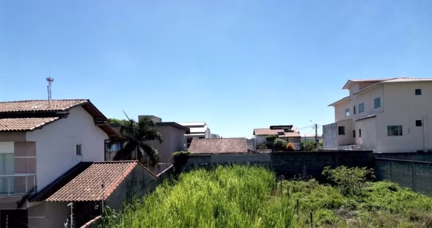Lote Plano, Murado, Escriturado, Rua Asfaltada em Colina de Laranjeiras