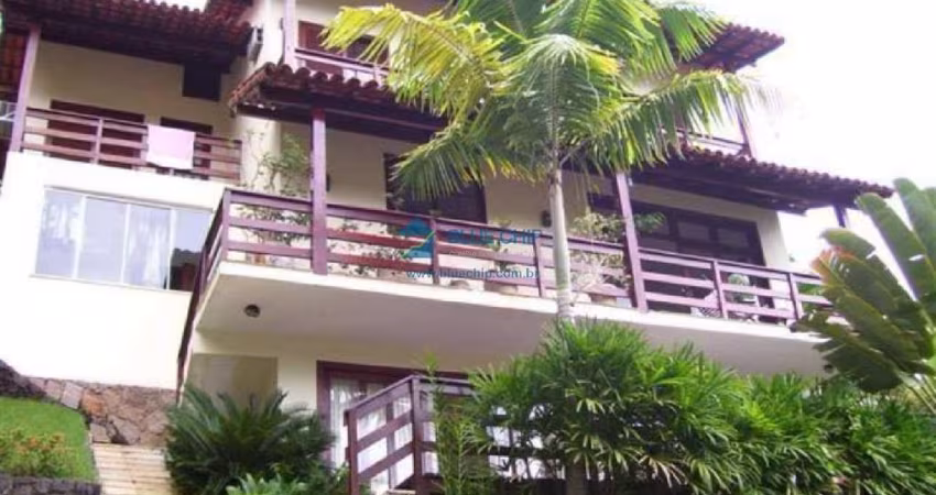 Casa á Venda no Condomínio Greenwood Park, com 5 quartos por R$2.700.000,00