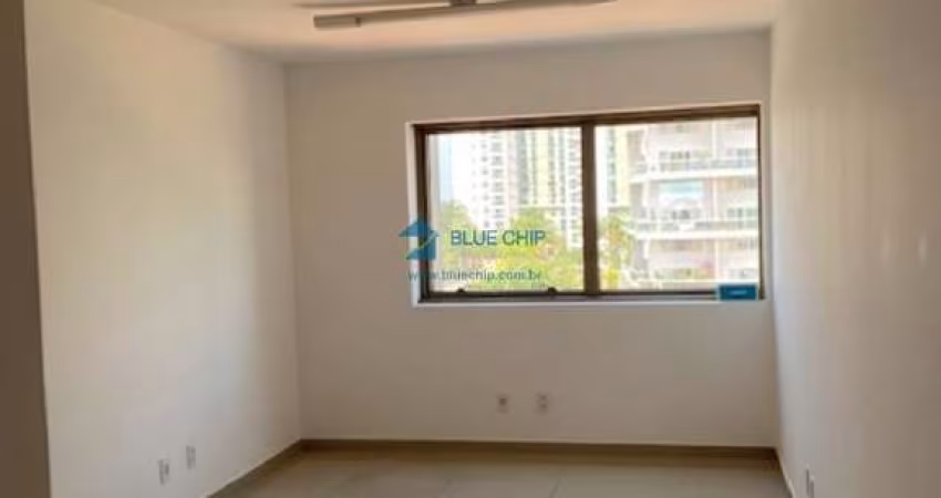 Sala para Locação no Edifício Sun Plaza - Barra da Tijuca por R$2.400,00