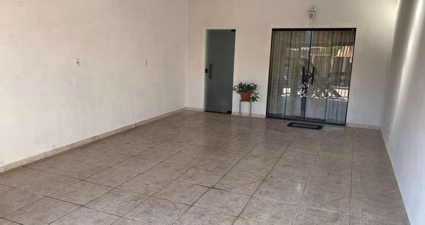 Casa à venda em Jundiaí-SP, bairro Fazenda Grande: 2 quartos, 2 vagas, 98m². Imperdível!