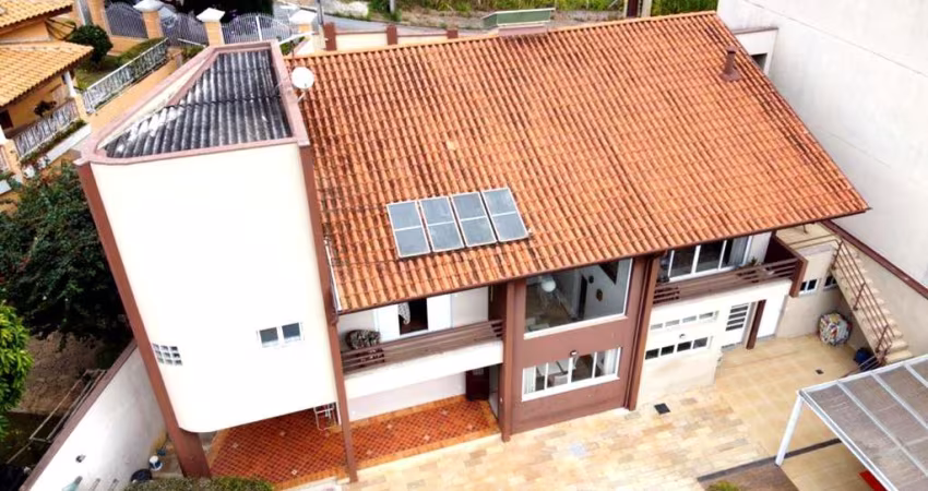 BELÍSSIMA CASA À VENDA, JARDIM PAULISTA , JUNDIAÍ
