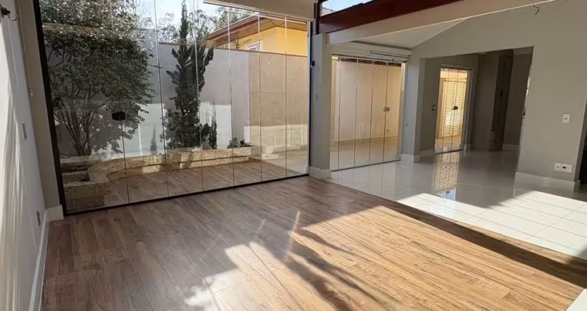Casa em condomínio fechado com 3 quartos para alugar na Avenida Antônio Pincinato, 1700, Recanto Quarto Centenário, Jundiaí