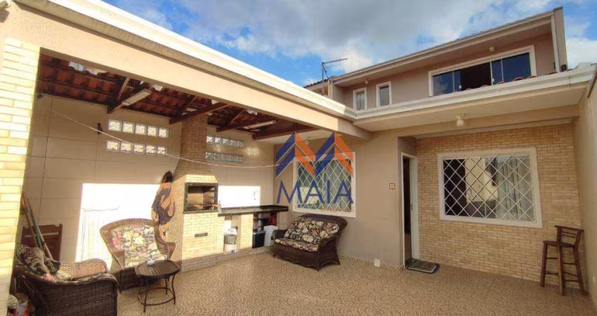 Casa com 3 dormitórios à venda, 130 m² por R$ 495.000,00 - Cruzeiro - São José dos Pinhais/PR