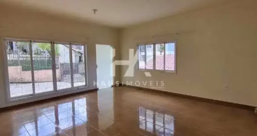 Casa com 3 quartos para alugar no Centro, Guaramirim 