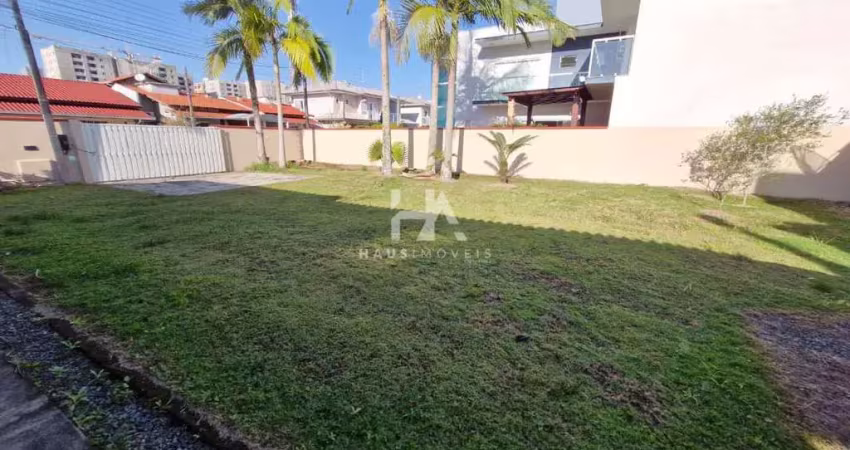 Casa com 3 quartos para alugar no Itacolomi, Balneário Piçarras 