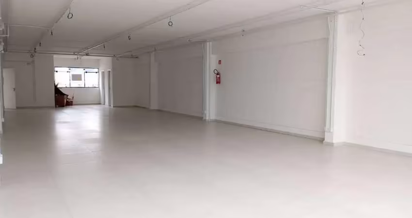 Casa comercial com 1 sala para alugar no Centro, Jaraguá do Sul 