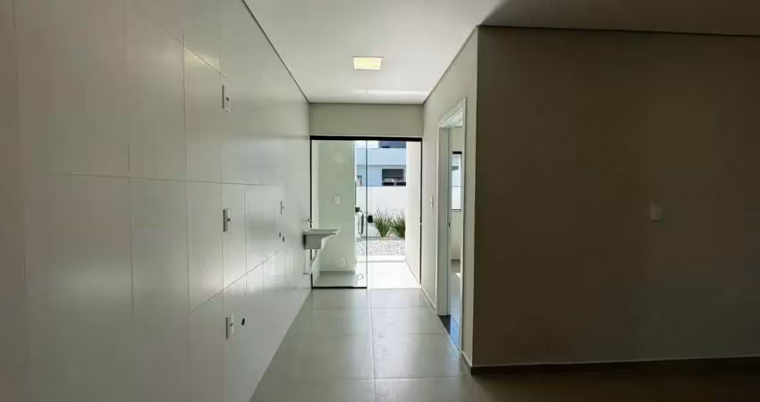 Casa com 2 quartos para alugar no Rio Branco, Guaramirim 