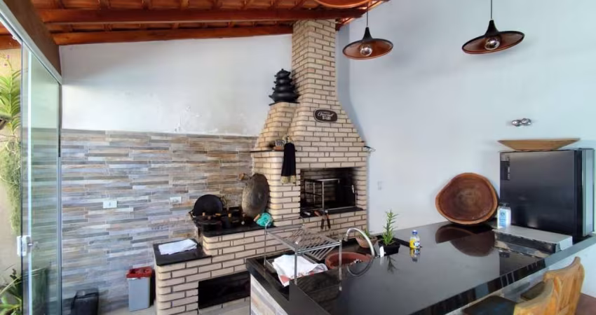 Sobrado 3 Dormitórios -Uma Área Gourmet Incrível - Escritório – 149M² - Itaquera