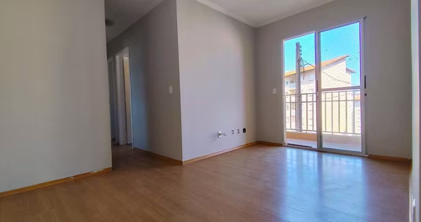 Apartamento com 03 Dormitório E Sacada á Venda – 56 m² por R$ 240.000
