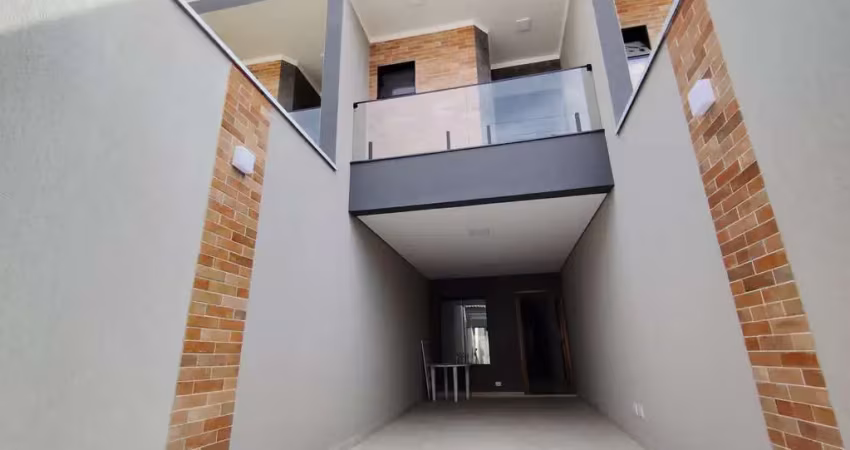 Sobrado 119m² – 3 dormitórios | 01 suíte com sacada | área gourmet – penha