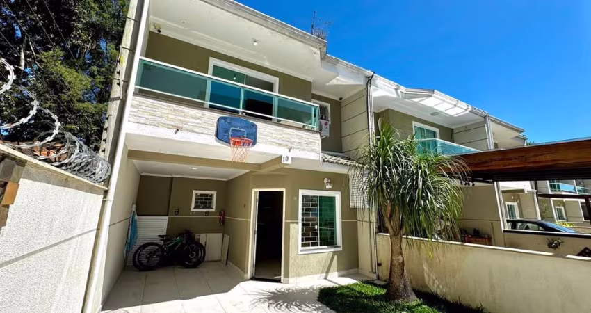 Sobrado à venda no bairro Costeira - São José dos Pinhais/PR