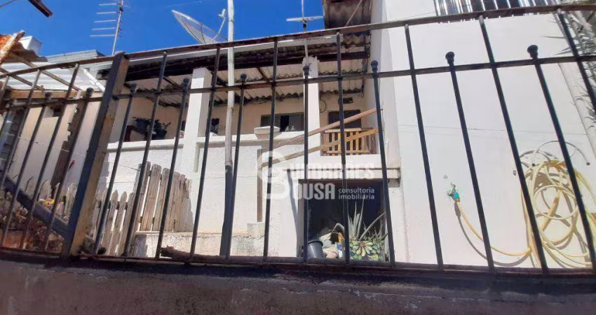 Sobrado com 4 dormitórios à venda, 220 m² por R$ 590.000,00 - Parque Florence - Valinhos/SP