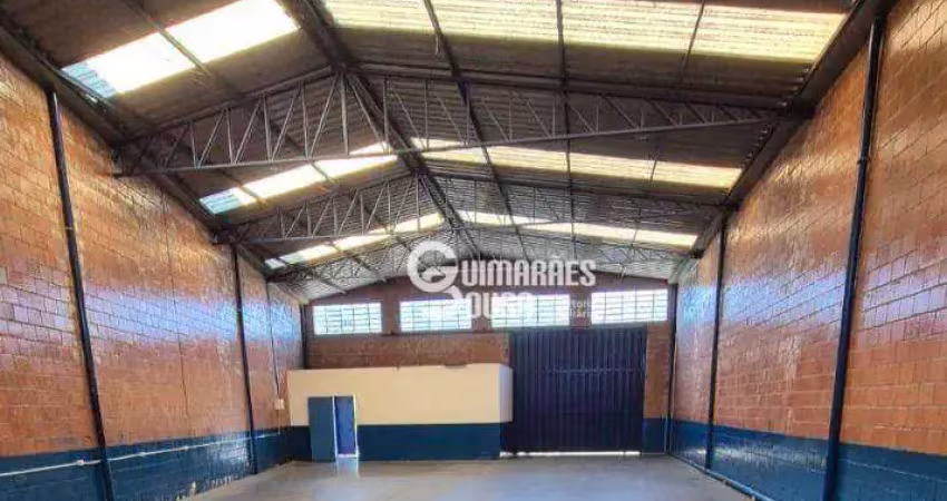Galpão para alugar, 340 m² por r$ 9.800,00/mês - ipiranga - louveira/sp