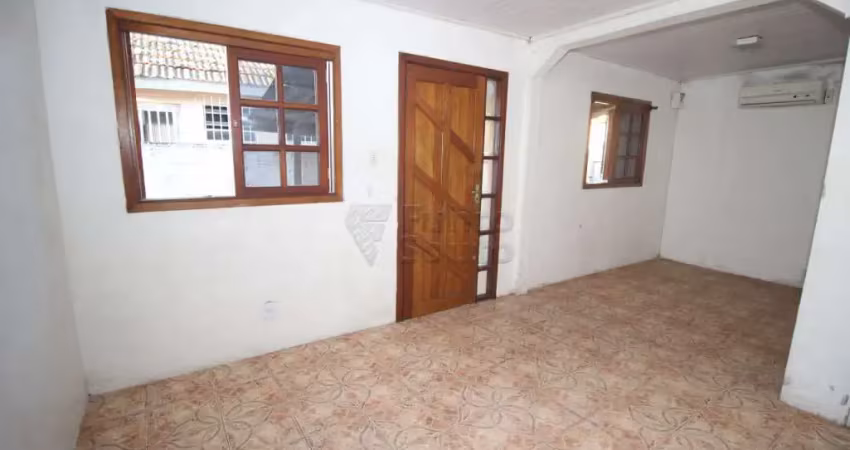 Casa aconchegante de 2 dormitórios na cohab tablada - bairro três vendas