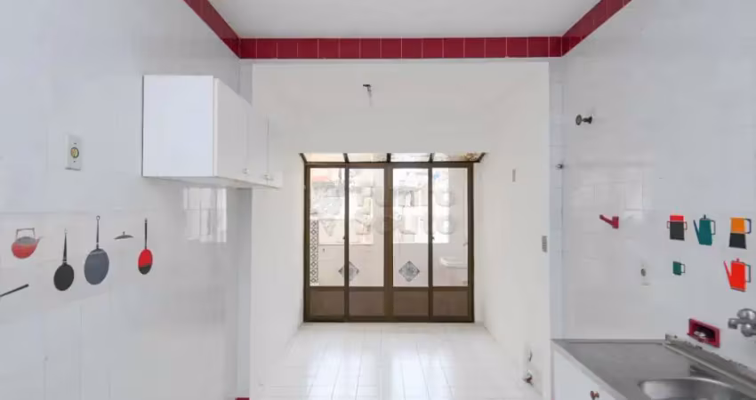 Casa com 3 quartos para alugar na Rua Quinze de Novembro, A, 16853842, Centro, Pelotas
