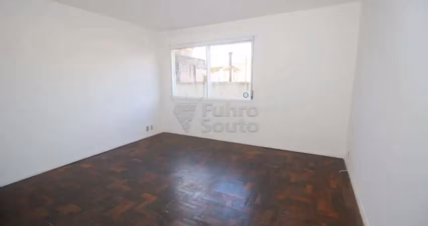 Apartamento aconchegante de 2 dormitórios no edifício residencial ouro velho no centro de pelotas