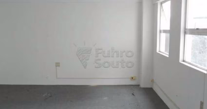 Comercial Sala em Condomínio em Pelotas