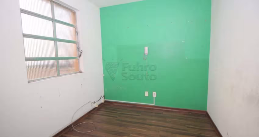 Sala comercial no centro de Pelotas.