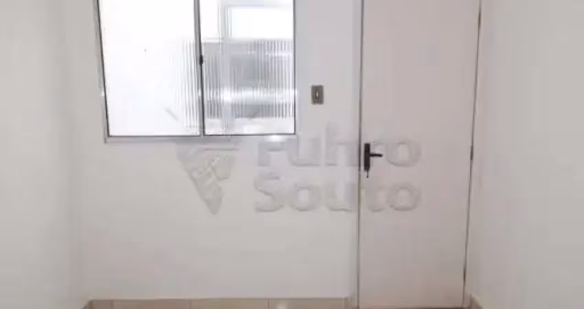Casa em pátio compartilhado no bairro areal em pelotas.