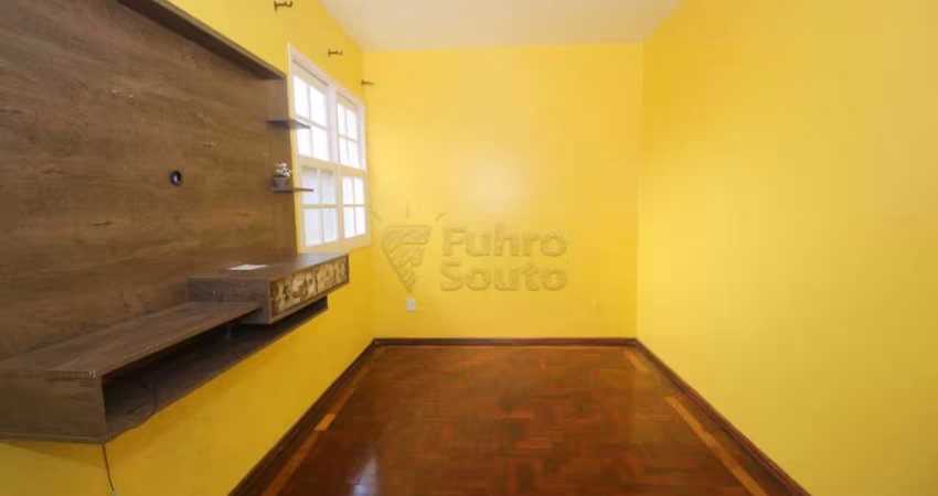 Apartamento Com Um Dormitório No Condomínio Dona Leonídia - Próximo a Av. Bento Gonçalves