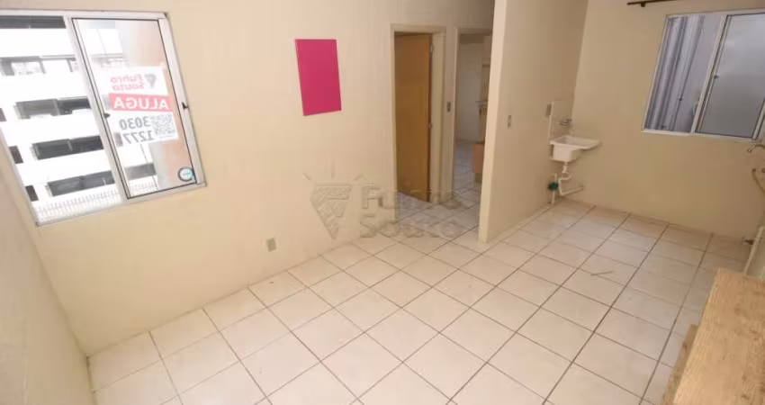 Apartamento 2 Dormitórios no Condomínio Albatroz - Conforto e Conveniência no Coração de Pelotas