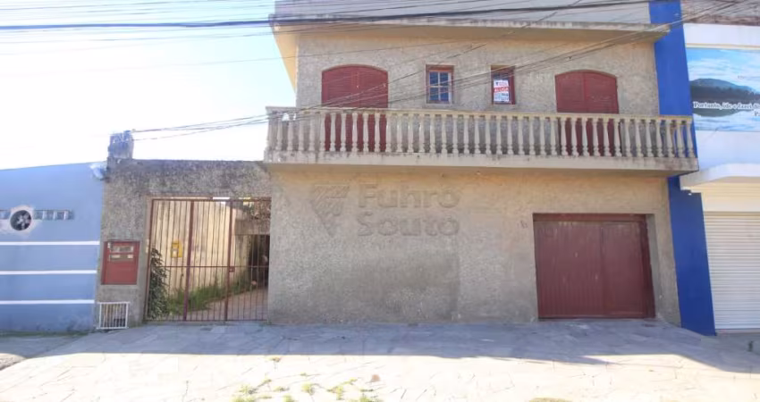 Apartamento com 3 Dormitórios Fora de Condomínio no Bairro Fragata - Conforto e Espaço para Toda a Família!