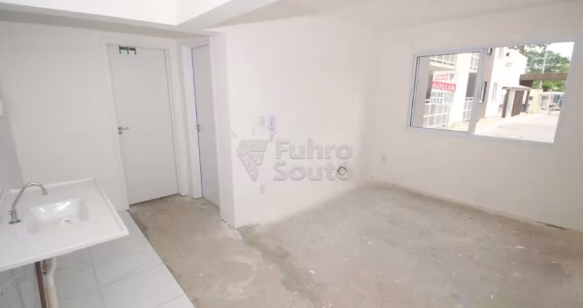 Aluguel de Apartamento Térreo 1 Dormitório Nunca Habitado no Condomínio Duque 1128 - Pelotas/RS