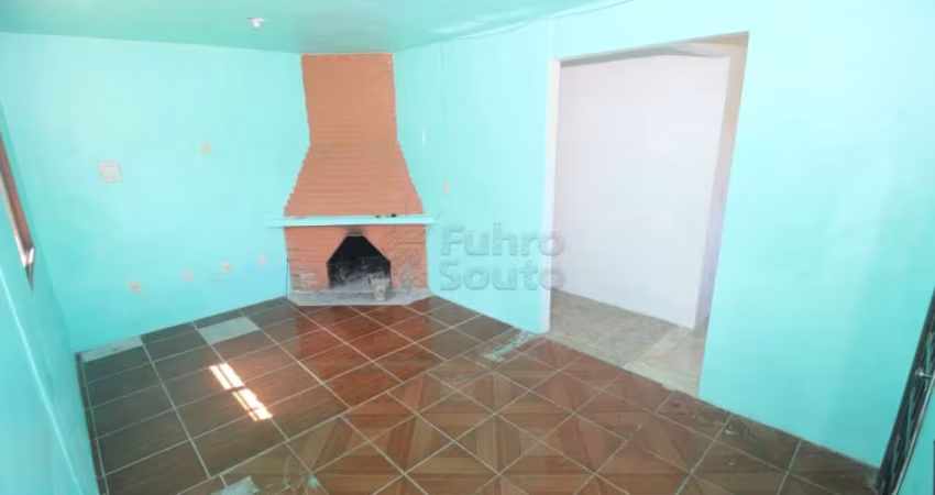 Casa Ampla para Aluguel e Venda no Bairro Três Vendas - Excelente Localização e Conforto