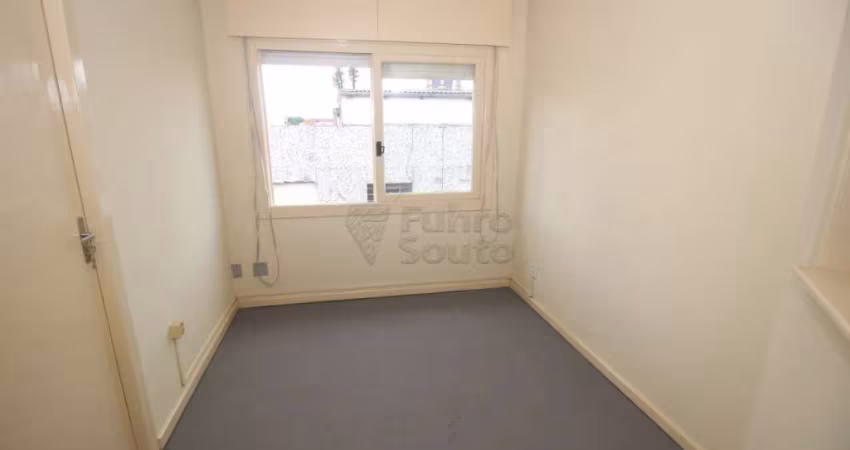 Apartamento 1 Dormitório no Edifício Maria Augusta - Praticidade no Coração de Pelotas